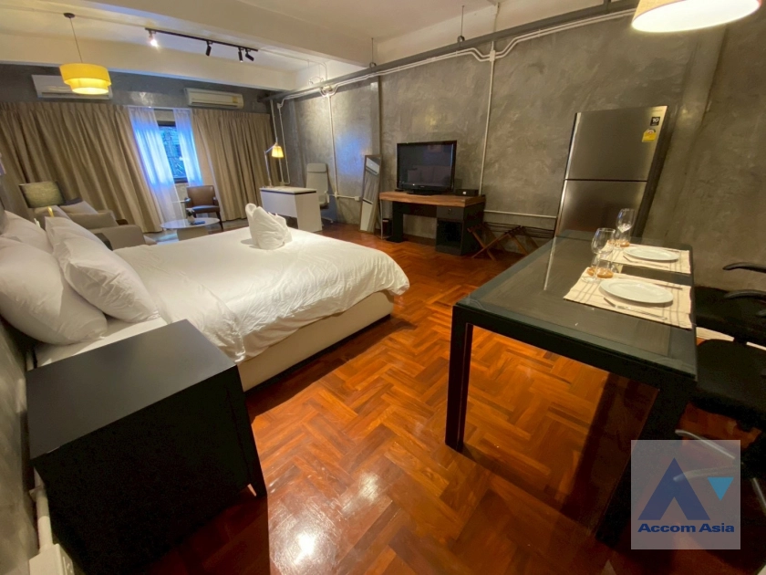 11  3 br Townhouse For Rent in Sathorn ,Bangkok BTS Chong Nonsi AA27831