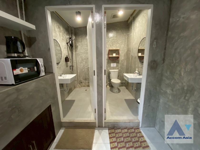 19  3 br Townhouse For Rent in Sathorn ,Bangkok BTS Chong Nonsi AA27831