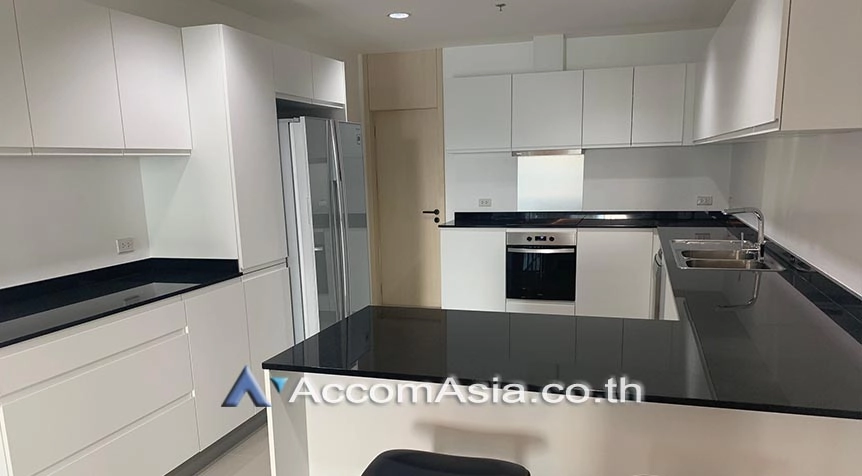 17  4 br Apartment For Rent in Sukhumvit ,Bangkok BTS Phrom Phong at Cosy and perfect for family AA27853