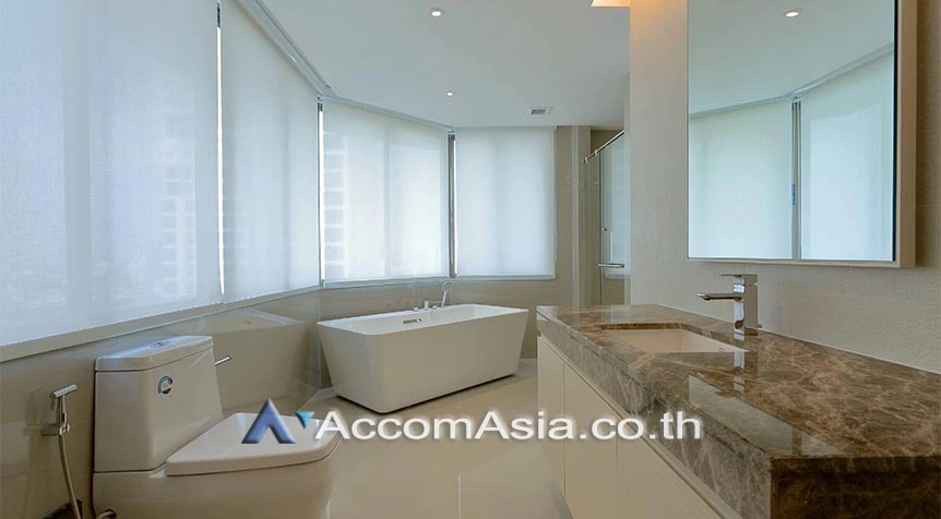10  4 br Apartment For Rent in Sukhumvit ,Bangkok BTS Phrom Phong at Cosy and perfect for family AA27853