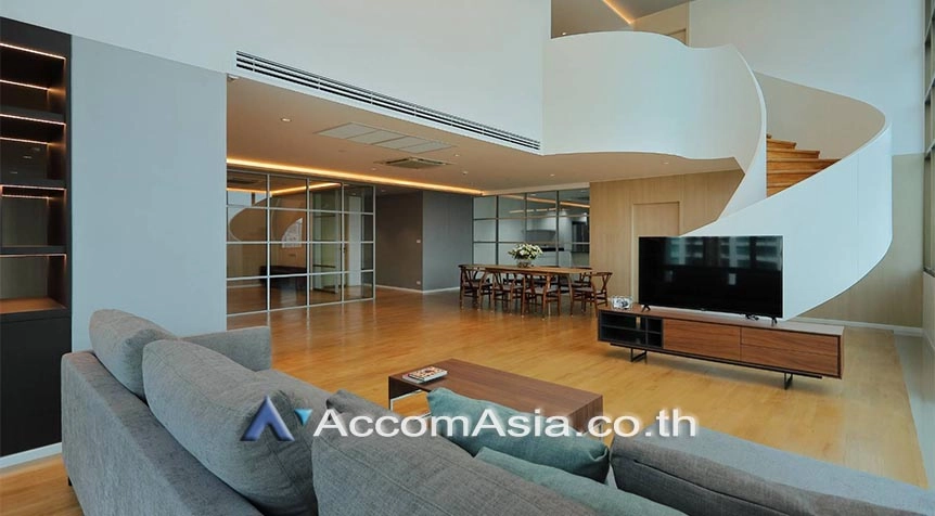 Duplex Condo, Pet friendly apartment for rent in Sukhumvit, Bangkok Code AA27853