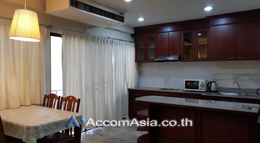  1 Bedroom  Condominium For Sale in Sukhumvit, Bangkok  near BTS Nana (AA27859)