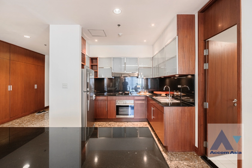 4  3 br Apartment For Rent in Ploenchit ,Bangkok BTS Ploenchit at Elegance and Traditional Luxury AA27866