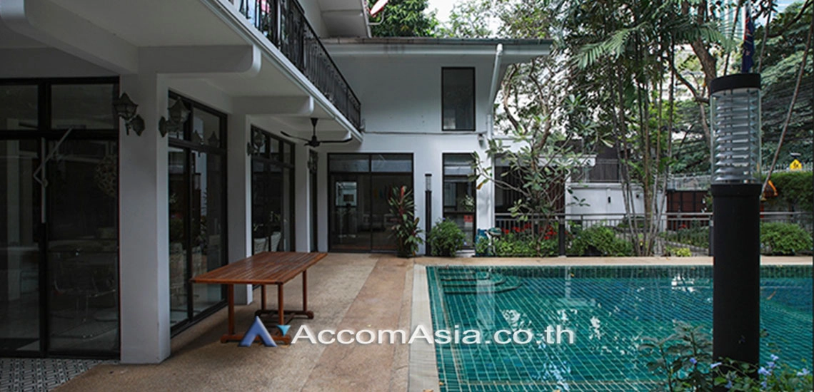 4  3 br House for rent and sale in Ploenchit ,Bangkok BTS Chitlom AA27874