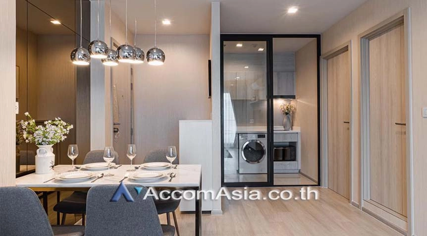 unit 2 Bedrooms  Condominium For Rent in Ploenchit, Bangkok  near BTS Ploenchit (AA27885)