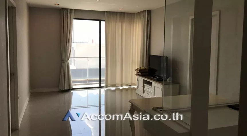 Corner Unit |  2 Bedrooms  Condominium For Rent & Sale in Sukhumvit, Bangkok  near BTS Punnawithi (AA27898)
