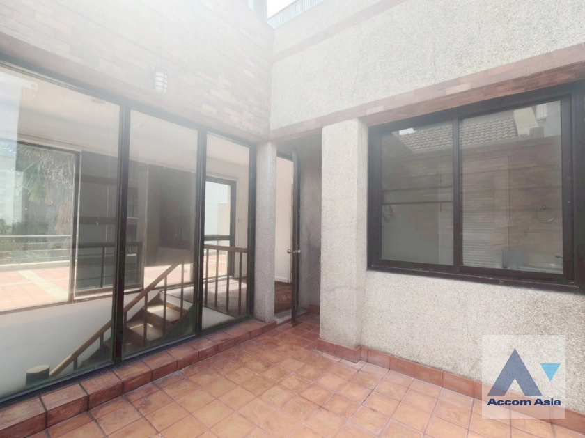 16  4 br House For Rent in Sukhumvit ,Bangkok BTS Thong Lo AA27905