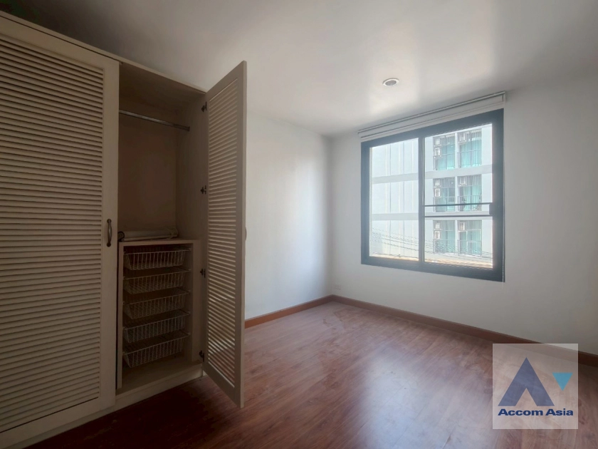 13  4 br House For Rent in Sukhumvit ,Bangkok BTS Thong Lo AA27905