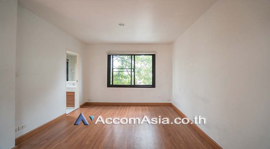 11  4 br House For Rent in sukhumvit ,Bangkok BTS Thong Lo AA27906