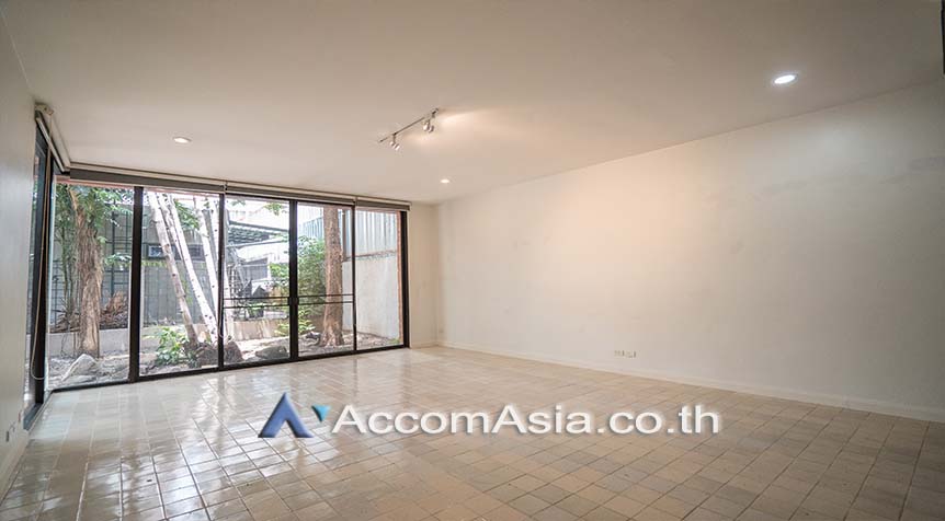 5  4 br House For Rent in sukhumvit ,Bangkok BTS Thong Lo AA27906