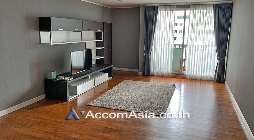 unit 3 Bedrooms  Condominium For Rent & Sale in Ploenchit, Bangkok  near BTS Ploenchit (AA27914)