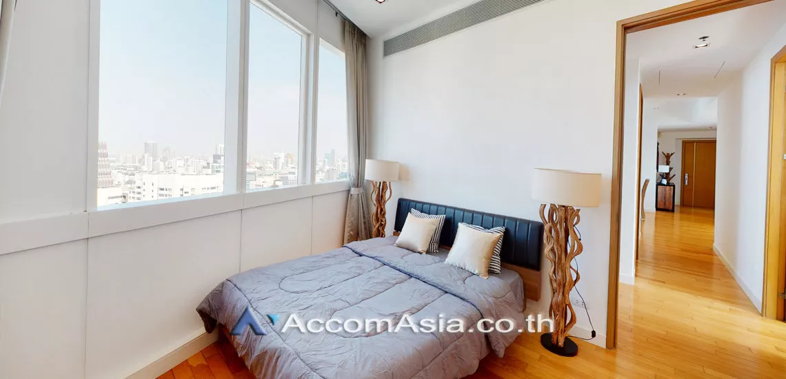 8  3 br Condominium For Sale in Sukhumvit ,Bangkok BTS Asok - MRT Sukhumvit at Millennium Residence AA27931