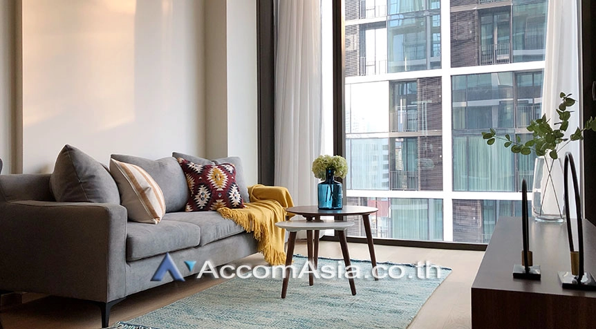  2  1 br Condominium For Rent in Ploenchit ,Bangkok BTS Chitlom at 28 Chidlom AA27945