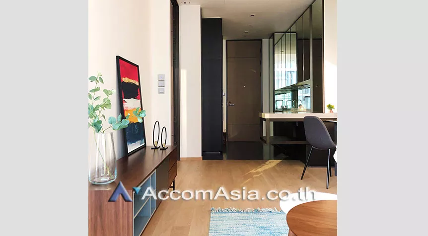 4  1 br Condominium For Rent in Ploenchit ,Bangkok BTS Chitlom at 28 Chidlom AA27945