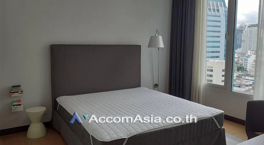  1  2 br Condominium For Rent in Ploenchit ,Bangkok BTS Chitlom at The Park Chidlom AA27946