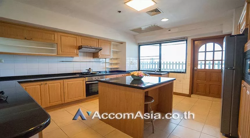 4  3 br Apartment For Rent in Sukhumvit ,Bangkok BTS Phrom Phong at High quality of living AA27948