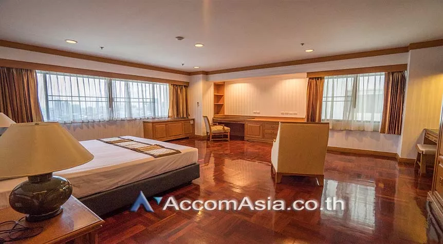 5  3 br Apartment For Rent in Sukhumvit ,Bangkok BTS Phrom Phong at High quality of living AA27948