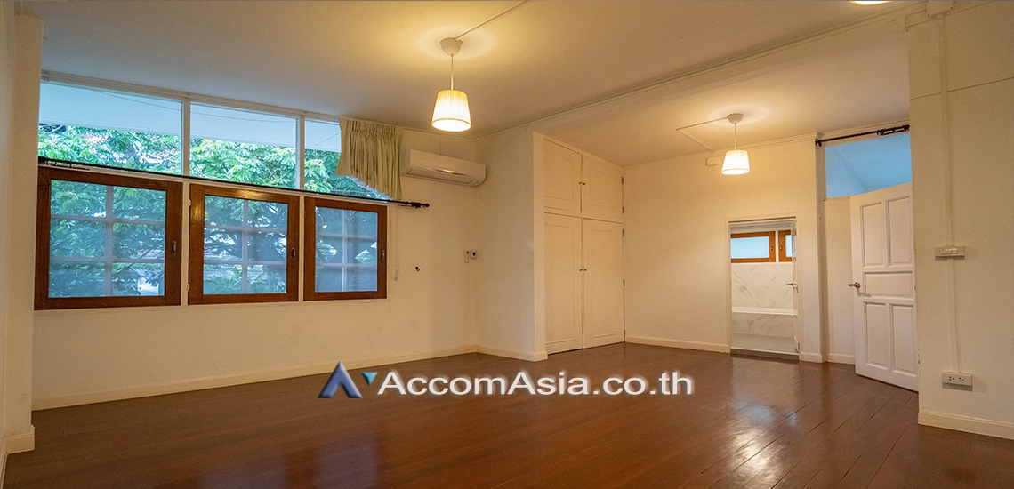13  3 br House For Rent in Sukhumvit ,Bangkok BTS Phra khanong AA27949