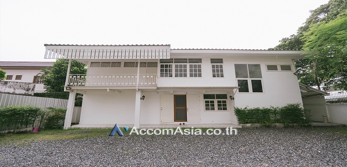 6  3 br House For Rent in Sukhumvit ,Bangkok BTS Phra khanong AA27949