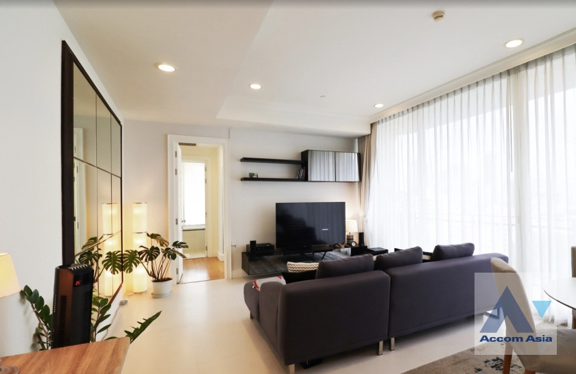 unit 2 Bedrooms  Condominium For Sale in Sukhumvit, Bangkok  near BTS Phrom Phong (AA27952)