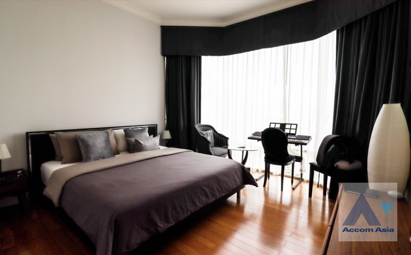 7  2 br Condominium For Sale in Sukhumvit ,Bangkok BTS Phrom Phong at Royce Private Residences AA27952