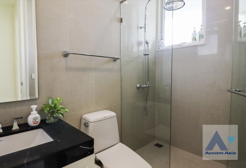 11  2 br Condominium For Sale in Sukhumvit ,Bangkok BTS Phrom Phong at Royce Private Residences AA27952