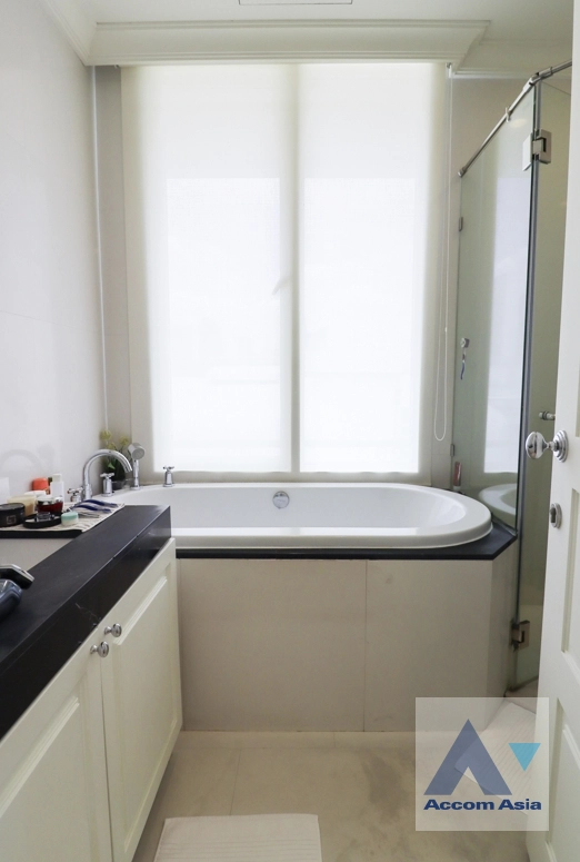 12  2 br Condominium For Sale in Sukhumvit ,Bangkok BTS Phrom Phong at Royce Private Residences AA27952