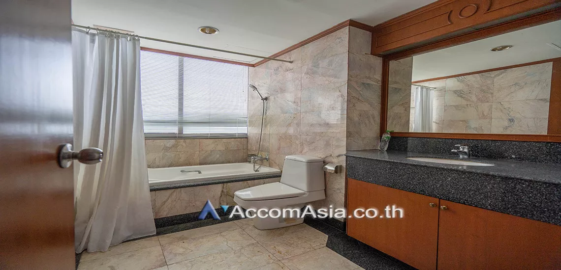 8  2 br Condominium For Rent in Sukhumvit ,Bangkok BTS Asok - MRT Sukhumvit at Lake Avenue AA27956