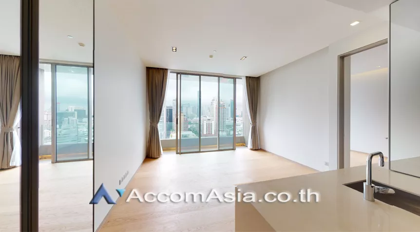 unit 1 Bedroom  Condominium For Sale in Silom, Bangkok  near BTS Sala Daeng (AA27962)