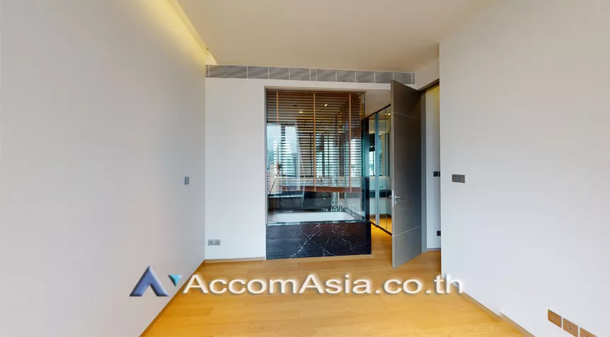 6  1 br Condominium For Sale in Silom ,Bangkok BTS Sala Daeng at Saladaeng One Condominium AA27962