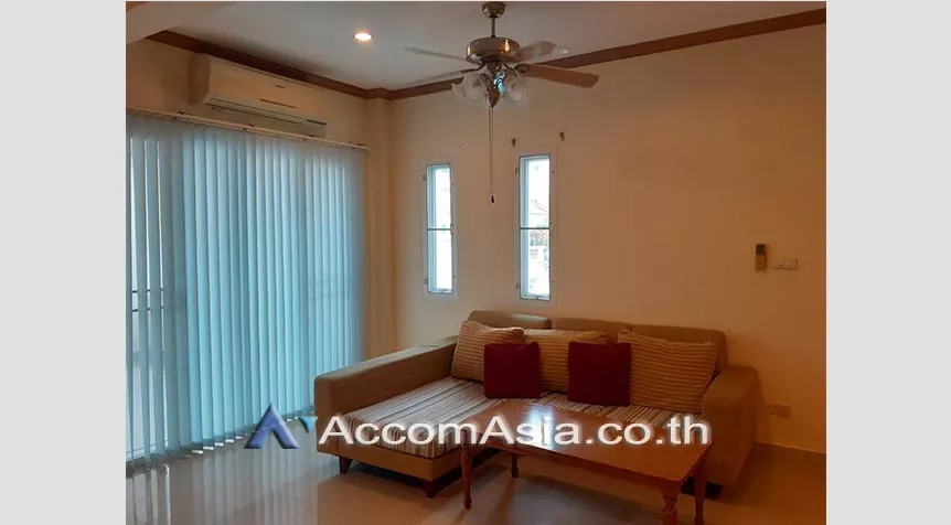 Pet friendly |  Homely atmosphere Apartment  3 Bedroom for Rent BTS Phrom Phong in Sukhumvit Bangkok