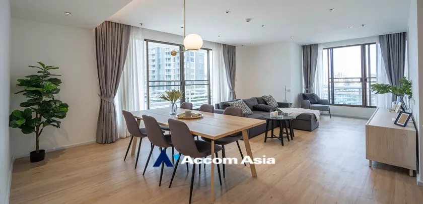 unit 3 Bedrooms  Apartment For Rent in Sukhumvit, Bangkok  near BTS Thong Lo (AA27973)