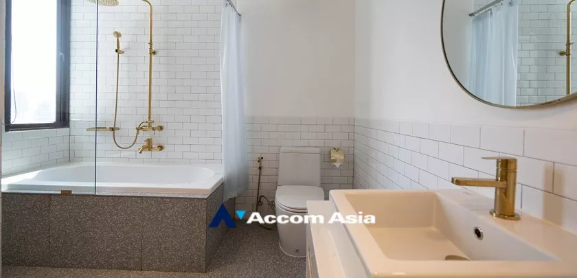11  3 br Apartment For Rent in Sukhumvit ,Bangkok BTS Thong Lo at Relaxing Balcony - Walk to BTS AA27973