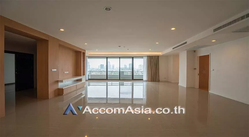  2  4 br Apartment For Rent in Sukhumvit ,Bangkok BTS Ekkamai at Comfort living and well service AA27986