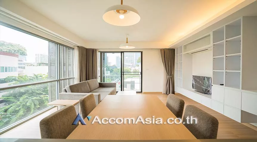 unit 2 Bedrooms  Apartment For Rent in Sukhumvit, Bangkok  near BTS Phrom Phong (AA27996)