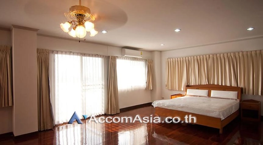 8  4 br Apartment For Rent in Phaholyothin ,Bangkok BTS Saphan-Kwai at Heart of Phaya Thai AA27997
