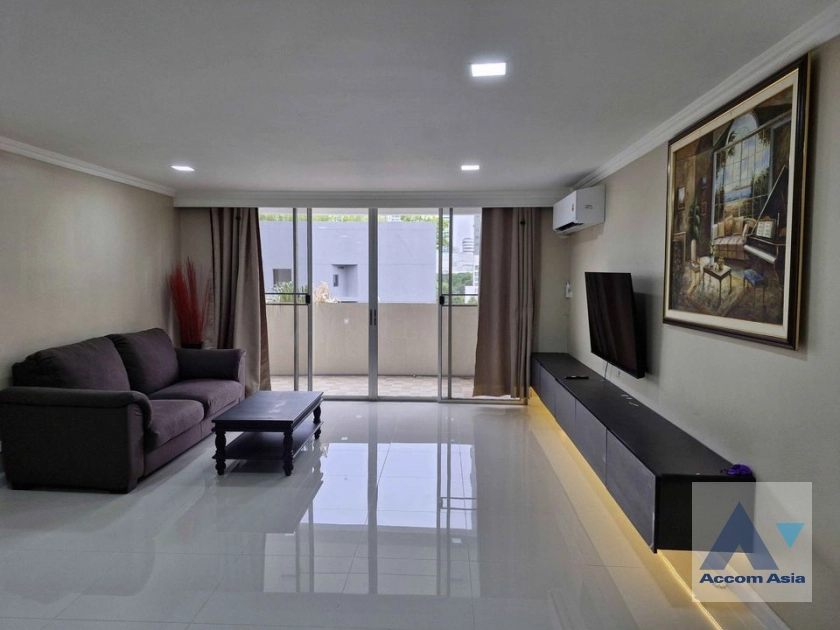 Newly renovated, Fully Furnished |  D.S. Tower 2 Condominium  3 Bedroom for Sale & Rent BTS Phrom Phong in Sukhumvit Bangkok