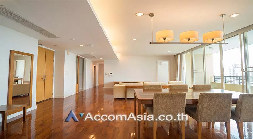  1  3 br Apartment For Rent in Sukhumvit ,Bangkok BTS Phrom Phong at High-Rise Residence Unit Size from 197 Sqm, Ideal for Families AA28001