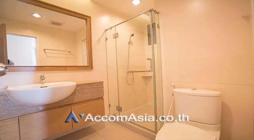 12  3 br Apartment For Rent in Sukhumvit ,Bangkok BTS Phrom Phong at High-Rise Residence Unit Size from 197 Sqm, Ideal for Families AA28001
