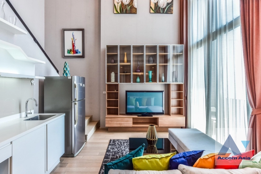 unitDuplex Condo |  2 Bedrooms  Condominium For Rent & Sale in Phaholyothin, Bangkok  near BTS Ratchathewi (AA28009)