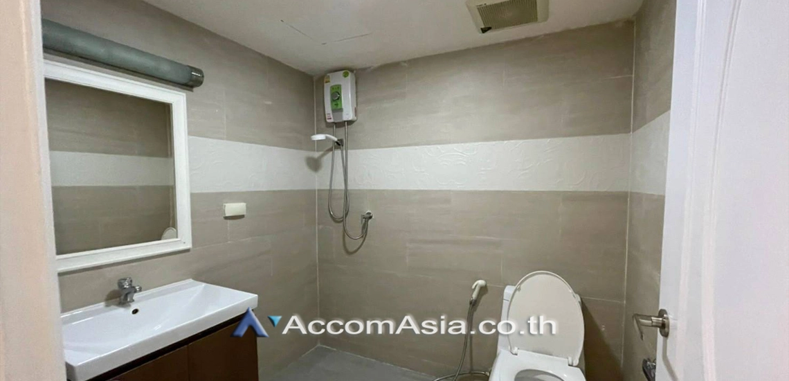 15  3 br Condominium For Sale in Sukhumvit ,Bangkok BTS Phrom Phong at Royal Castle AA28025