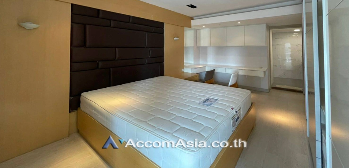 5  3 br Condominium For Sale in Sukhumvit ,Bangkok BTS Phrom Phong at Royal Castle AA28025