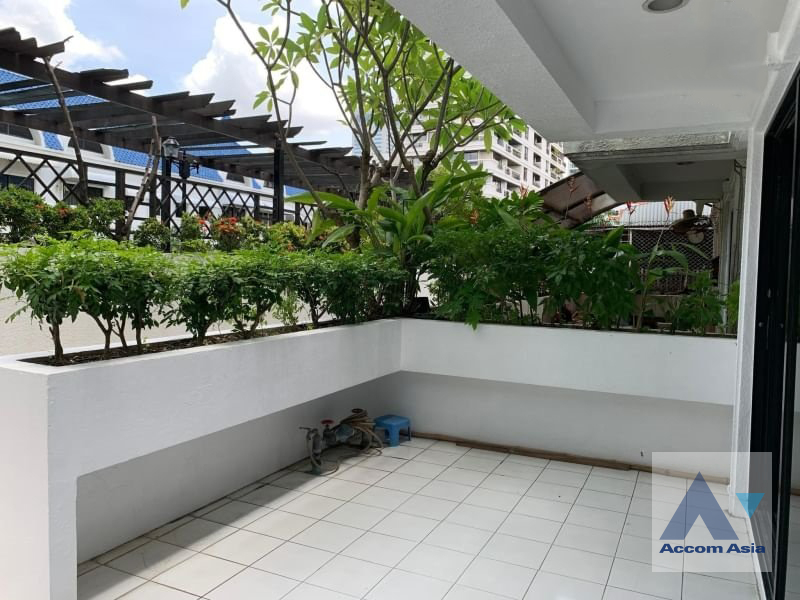 11  3 br Condominium For Rent in Sukhumvit ,Bangkok BTS Asok - MRT Sukhumvit at Kiarti Thanee City Mansion AA28037