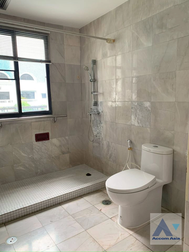 10  3 br Condominium For Rent in Sukhumvit ,Bangkok MRT Phetchaburi at Kiarti Thanee City Mansion AA28037