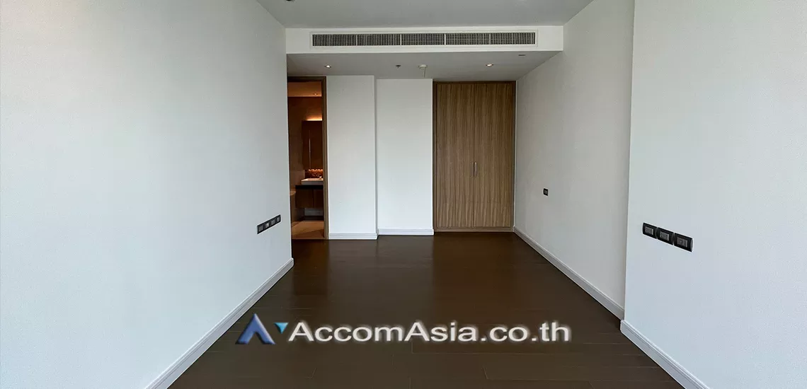 10  2 br Condominium For Rent in Ploenchit ,Bangkok BTS Ratchadamri at Magnolias Ratchadamri Boulevard AA28048