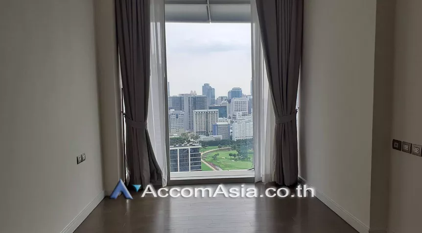  1  2 br Condominium For Rent in Ploenchit ,Bangkok BTS Ratchadamri at Magnolias Ratchadamri Boulevard AA28052