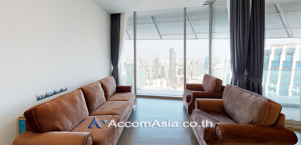 unit 2 Bedrooms  Condominium For Sale in Ploenchit, Bangkok  near BTS Ratchadamri (AA28053)