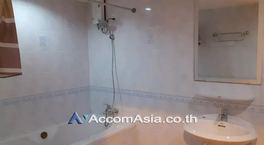 8  3 br Apartment For Rent in Sukhumvit ,Bangkok BTS Phrom Phong at Homey and relaxed AA28055