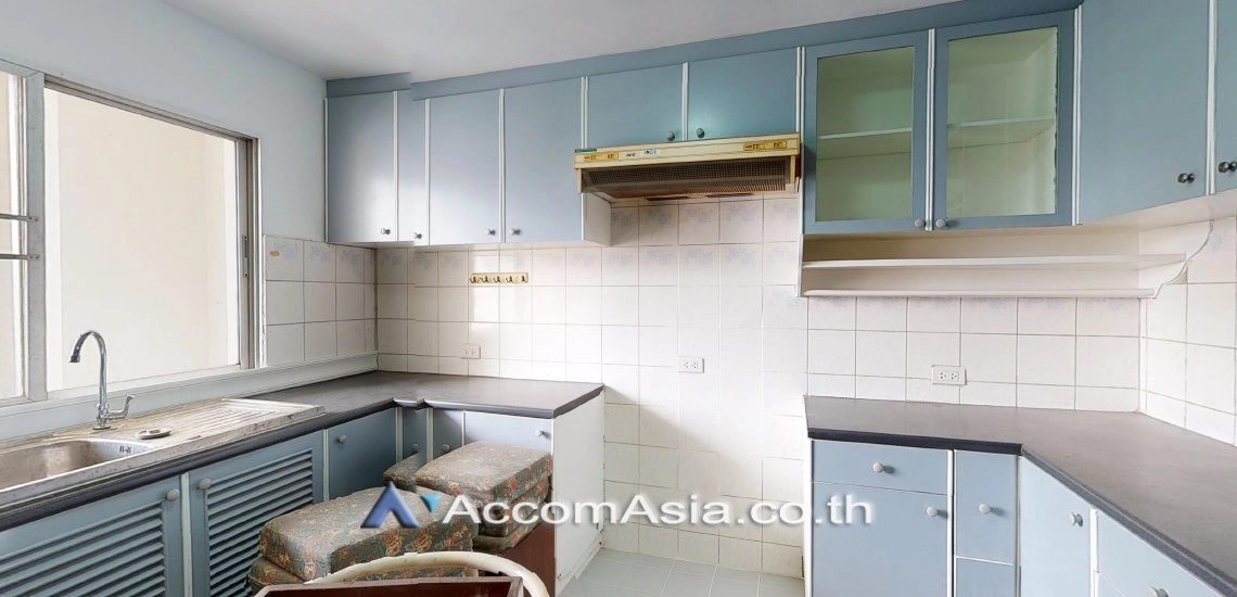 unitBig Balcony, Pet friendly |  3 Bedrooms  Condominium For Rent in Sukhumvit, Bangkok  near BTS Phrom Phong (AA28058)