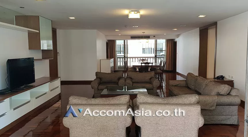  1  3 br Apartment For Rent in Sukhumvit ,Bangkok BTS Phrom Phong at Family Size Desirable AA28063
